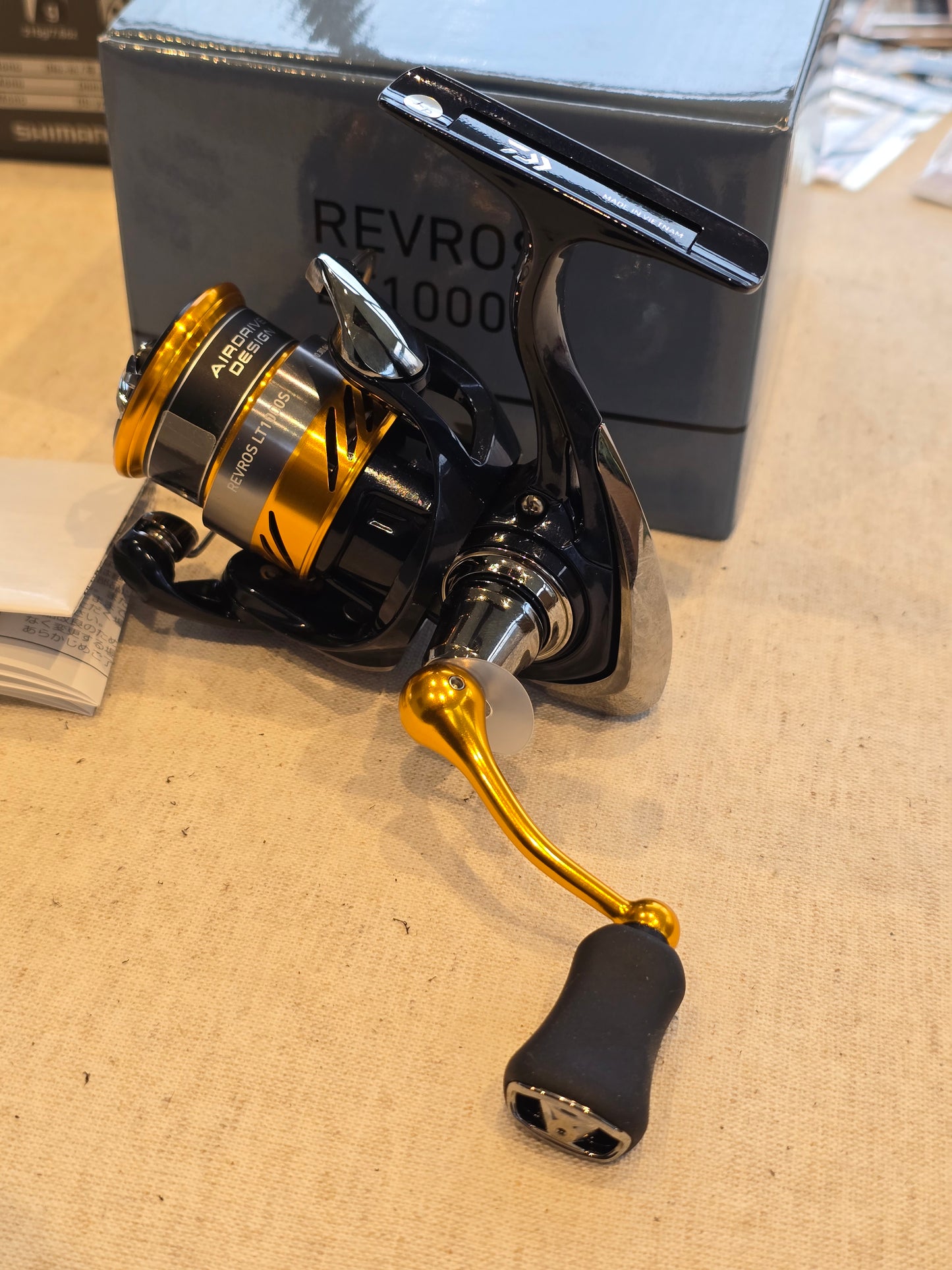 Daiwa Nexave 1000 Fixed Spool Reel.